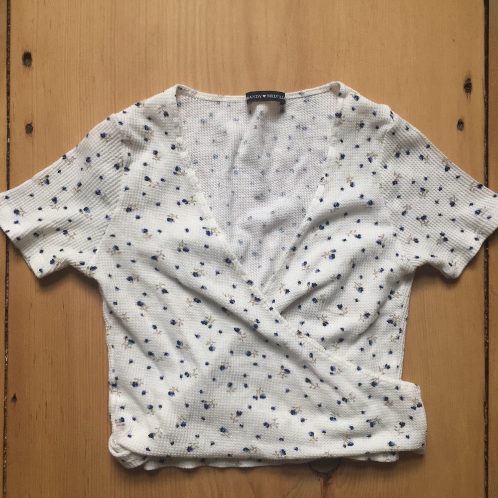 Brandy Melville floral rae top